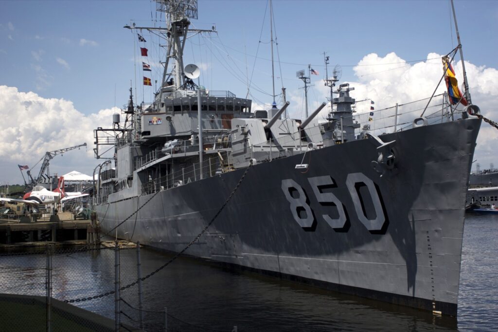 Photo of a ship in Battlefield Cove